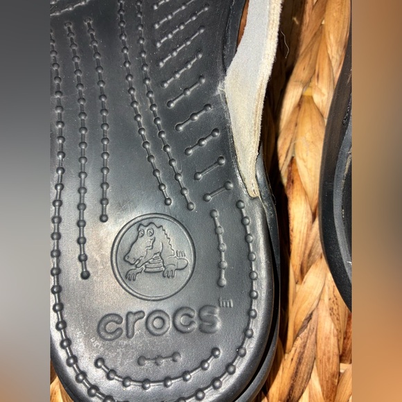 💖CROCS Flip Flops💖 - Picture 4 of 4